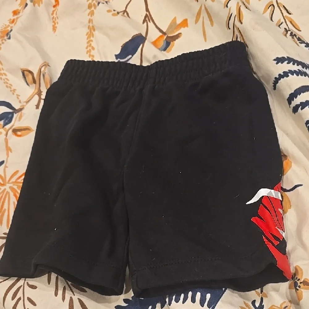 ❤️10/$40 Euc Nike Sweat Shorts